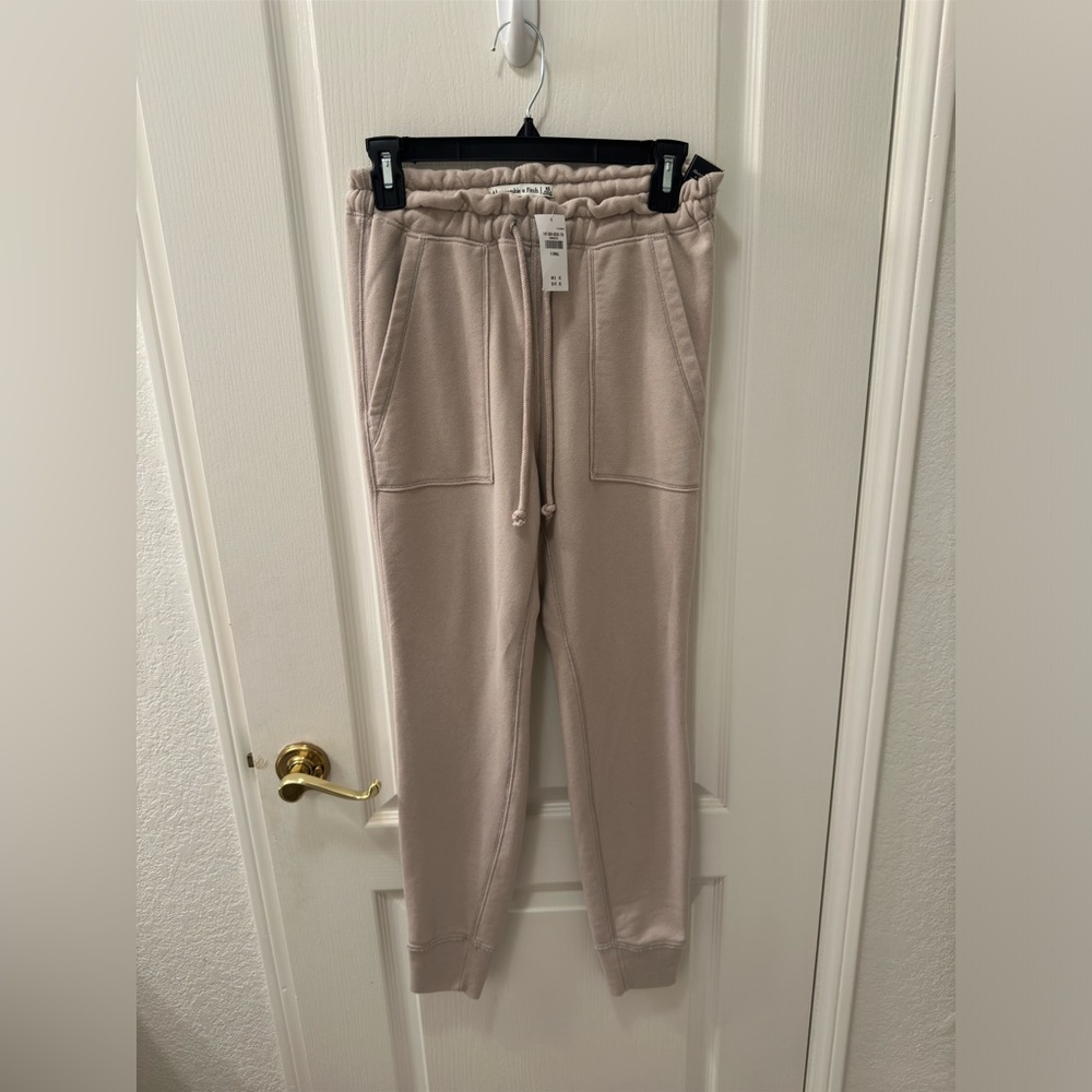 Abercrombie Sweatpants NWT